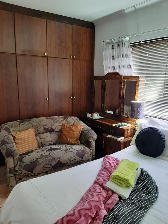 Turning Point Bed & Breakfast Kaapstad Buitenkant foto