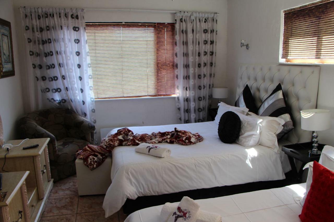 Turning Point Bed & Breakfast Kaapstad Buitenkant foto
