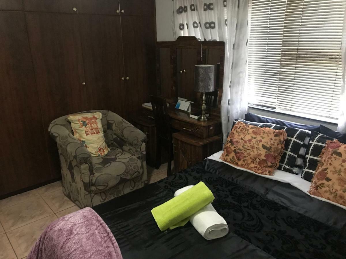 Turning Point Bed & Breakfast Kaapstad Buitenkant foto